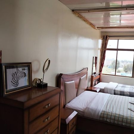 Newstead Hotel Naivasha Esterno foto